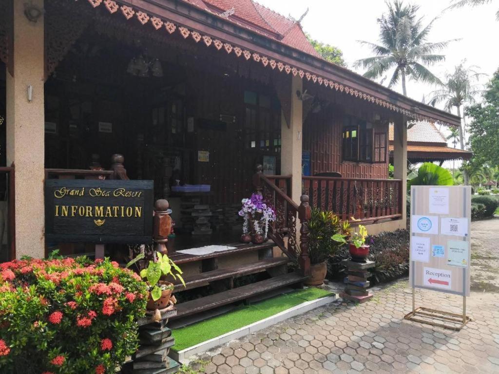 Grand Sea Beach Resort Hatrin Kültér fotó